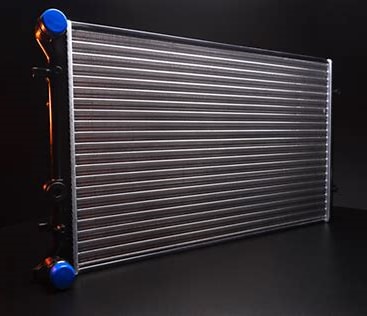 High-Performance Aluminum Radiator for Isuzu Trucks and Caterpillar Heavy Equipment